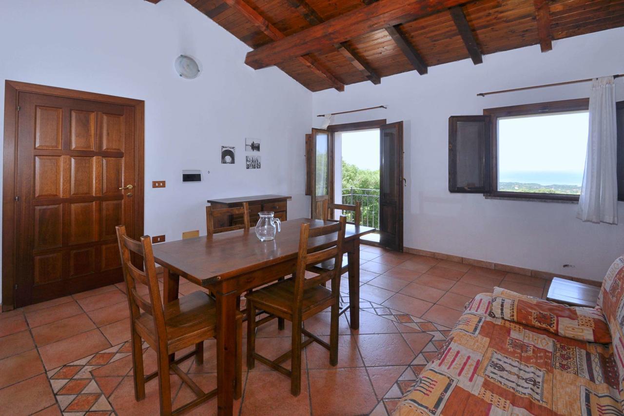Residence In Gallura Badesi Eksteriør billede